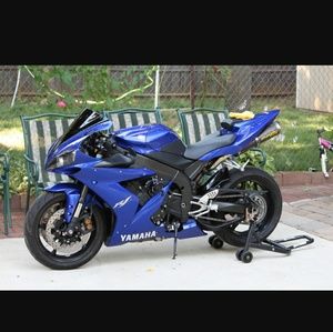 Meet your Posher, Charles